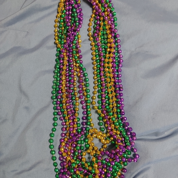 NWT/NWOT MARDI GRAS BEAD NECKLACES - Picture 4 of 5